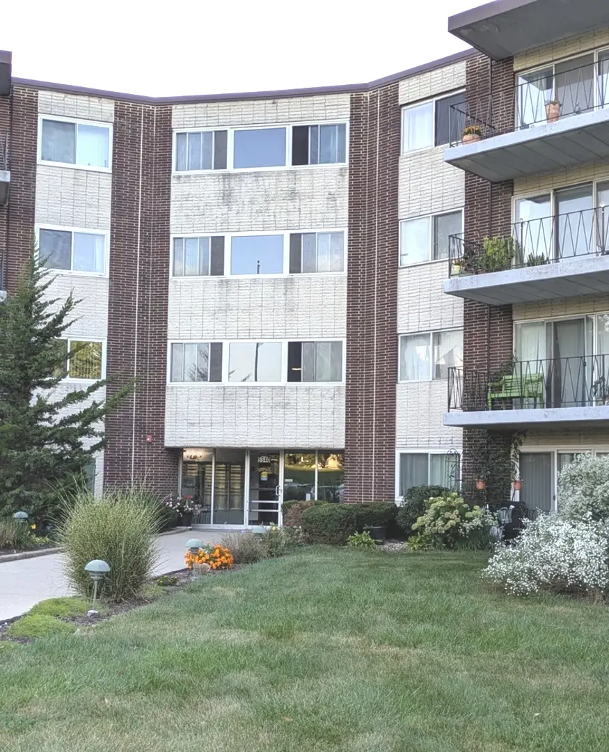 5540 Walnut Avenue #23AA, Downers Grove, IL 60515 - #1