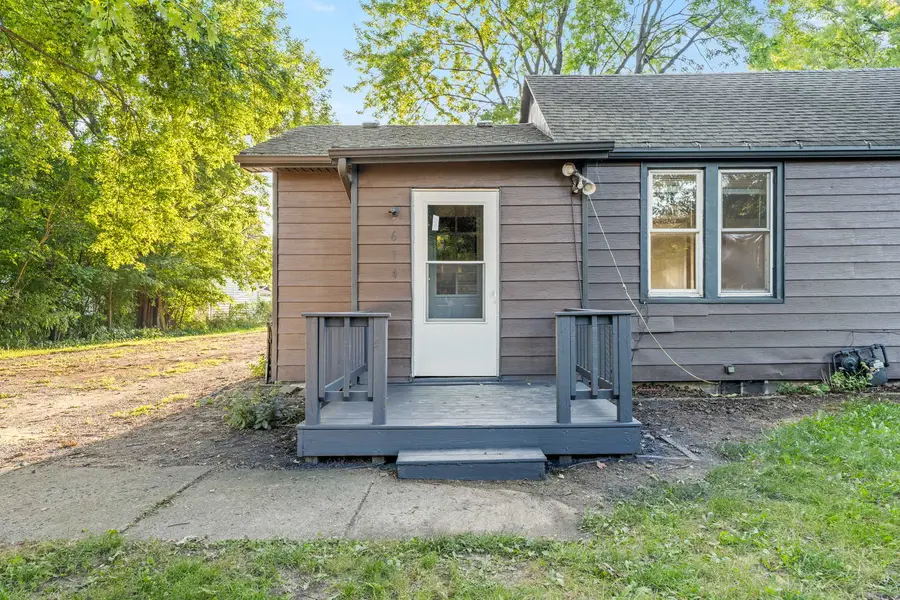 614 N Douglas Street, Gilman, IL 60938 - #2