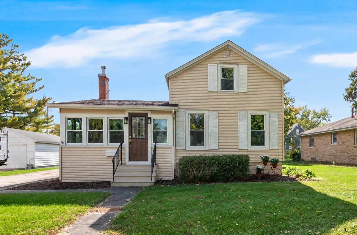 209 W Waupansie Street, Dwight, IL 60420 - #1