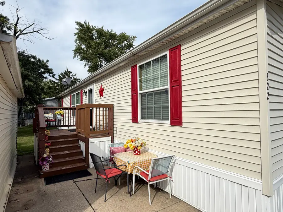 322 Avenue F, Bloomington, IL 61701 - #2