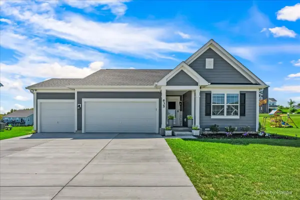 635 Cloverleaf Drive, Marengo, IL 60152