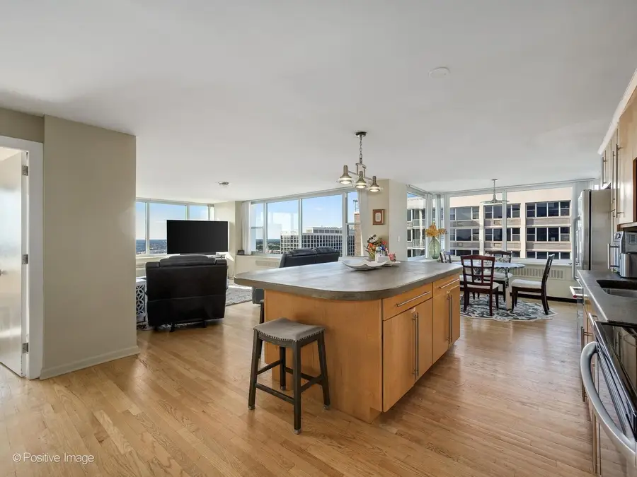 4250 N Marine Drive #2815, Chicago, IL 60613 - #2