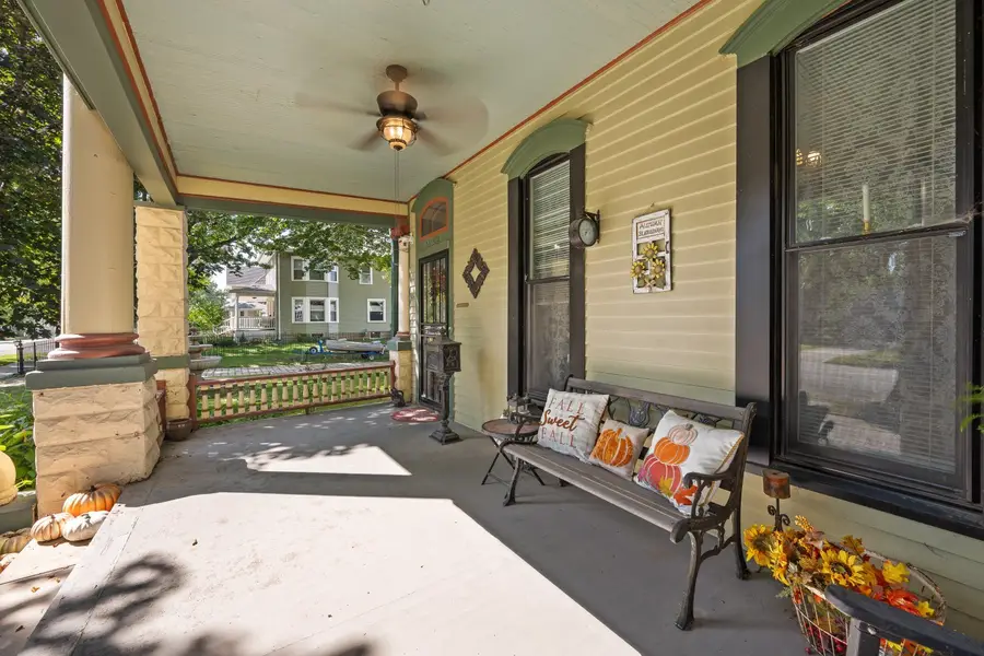 804 8th Street, De Witt, IA 52742 - #3