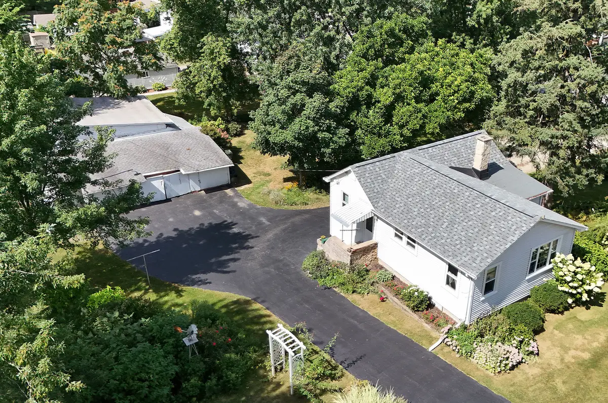 150 E 2nd Avenue, New Lenox, IL 60451 - #1