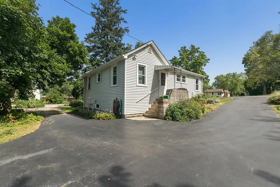 150 E 2nd Avenue, New Lenox, IL 60451 - #2