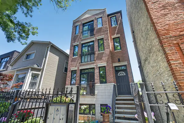 2709 N Campbell Avenue #1, Chicago, IL 60647