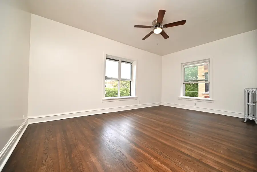 959 E 61st Street #2, Chicago, IL 60637 - #3