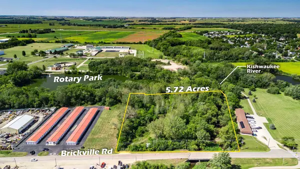 000 Brickville Road, Sycamore, IL 60178