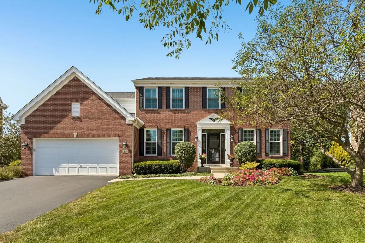 35 Oakview Court, South Elgin, IL 60177 - #1