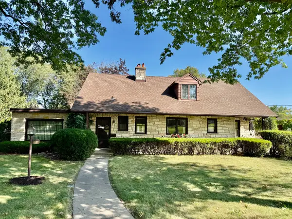 2113 12th Street, Peru, IL 61354