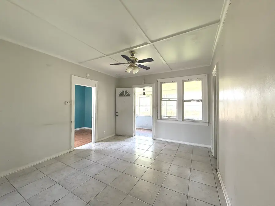 1413 Wisconsin Avenue, Berwyn, IL 60402 - #2
