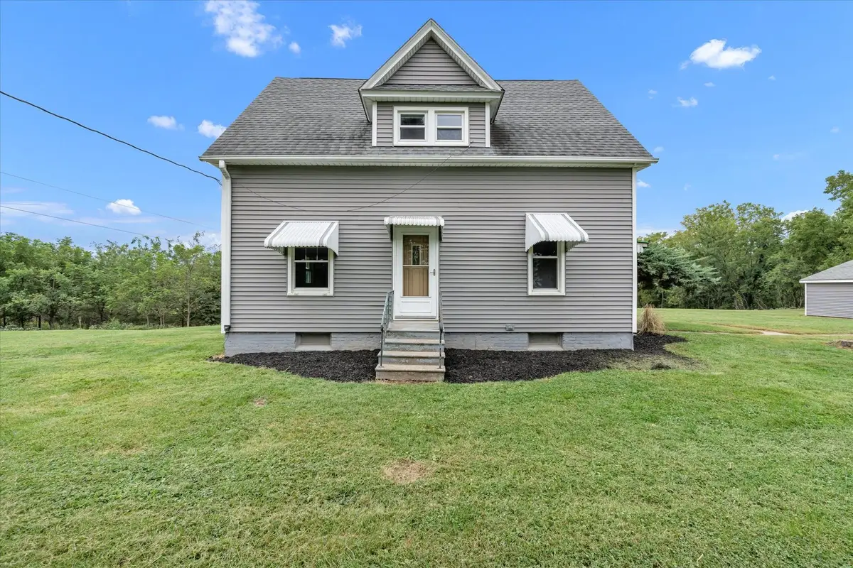 8850 Ridgewood Road, Rock Island, IL 61201 - #1