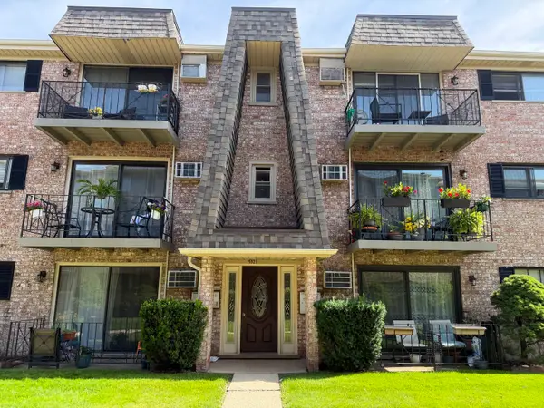 5321 N Delphia Avenue #322, Chicago, IL 60656