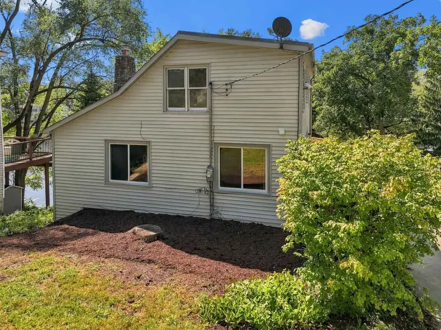205 Hillside Drive, Island Lake, IL 60042 - #3
