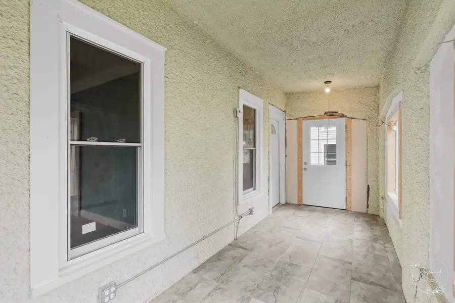 430 S Myrtle Avenue, Kankakee, IL 60901 - #3