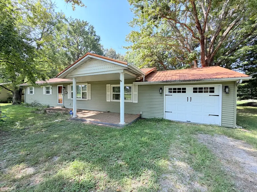 507 S Washington Street, Galatia, IL 62935 - #3