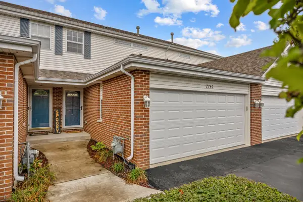 2740 Foxwood Drive #2740, New Lenox, IL 60451
