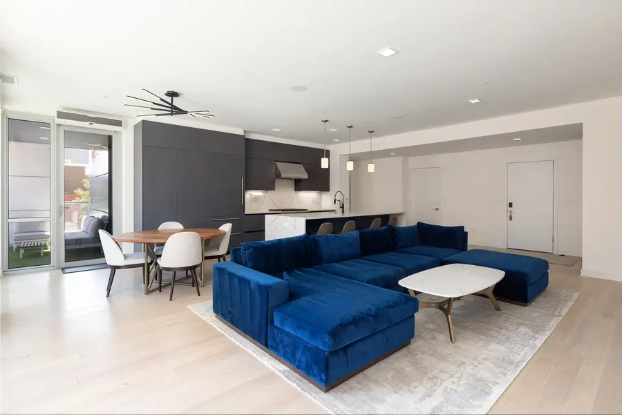 1000 W Monroe Street #201, Chicago, IL 60607 - #2