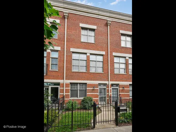 867 N May Street, Chicago, IL 60642