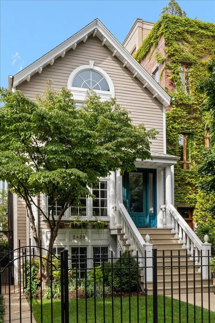 Address Withheld By Seller, Chicago, IL 60614 - #2