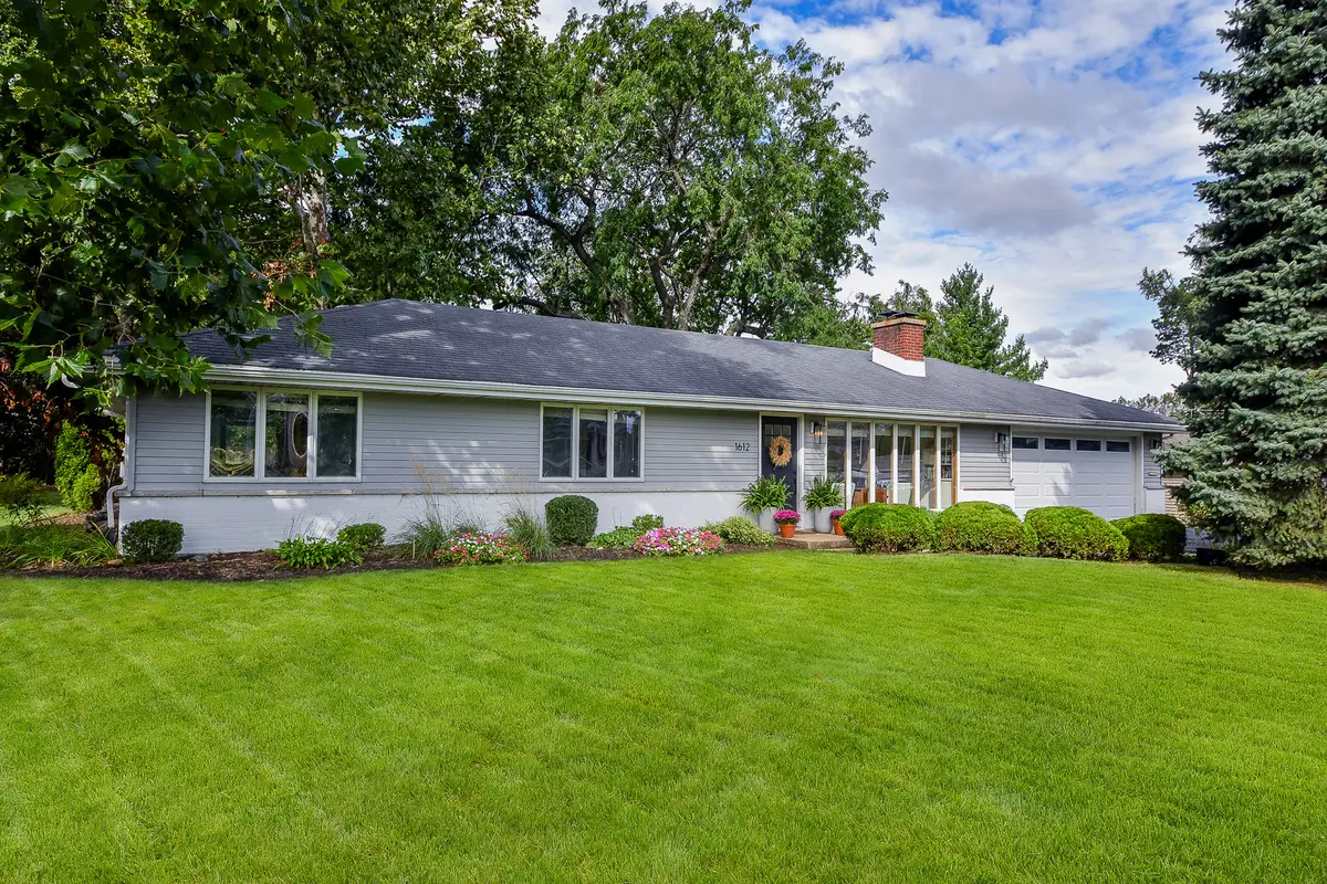 1612 N Washington Street, Wheaton, IL 60187 - #1
