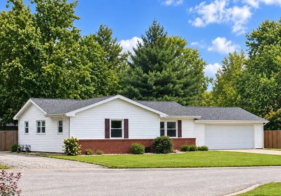 139 Fielder Drive, Salem, IL 62881 - #2