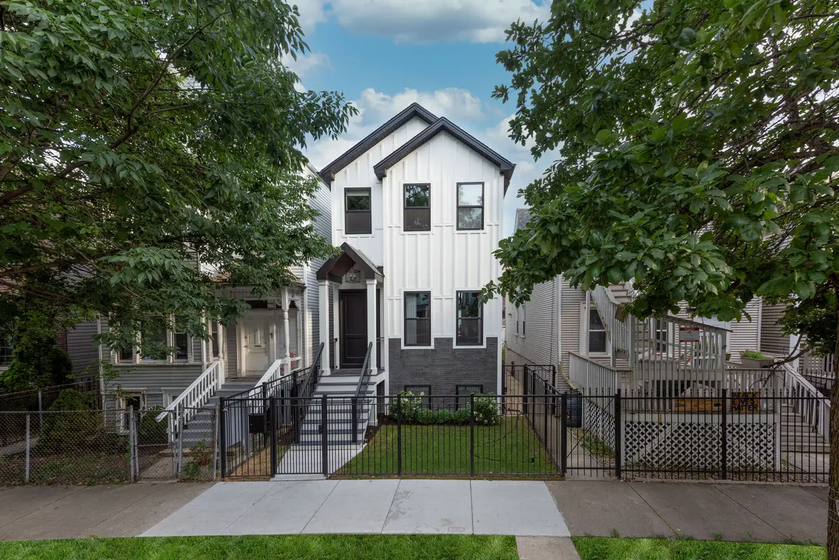 2447 W Moffat Street, Chicago, IL 60647 - #1