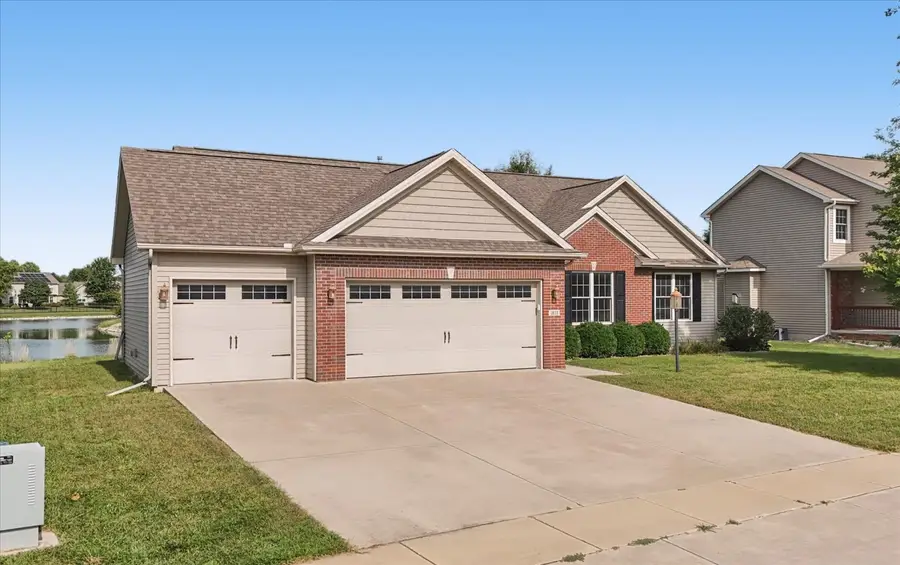 1813 Deer Run Drive, Mahomet, IL 61853 - #2