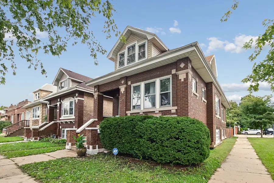2347 Harvey Avenue, Berwyn, IL 60402 - #2