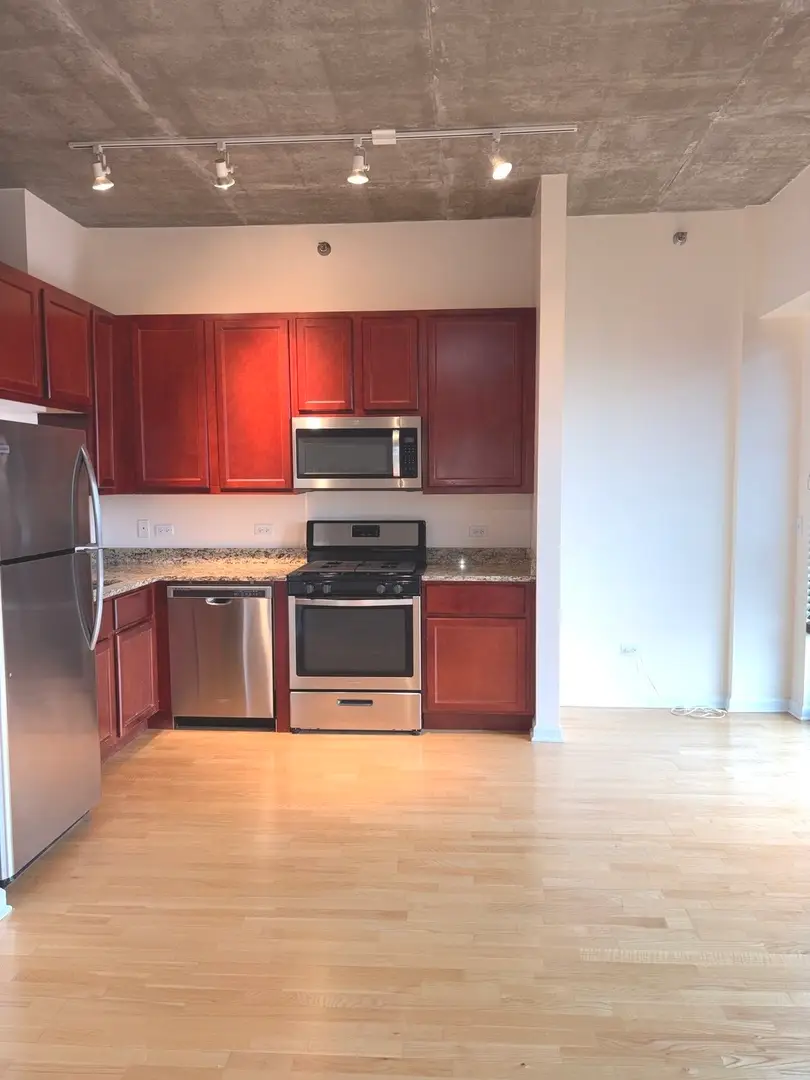 1122 W Catalpa Avenue #614, Chicago, IL 60640 - #2