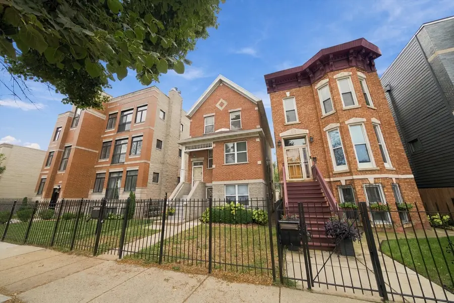 631 E Bowen Avenue, Chicago, IL 60653 - #3