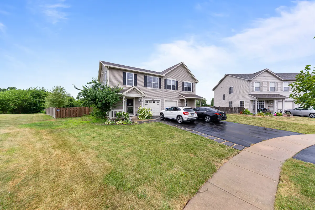 1300 Burns Lane, Minooka, IL 60447 - #1
