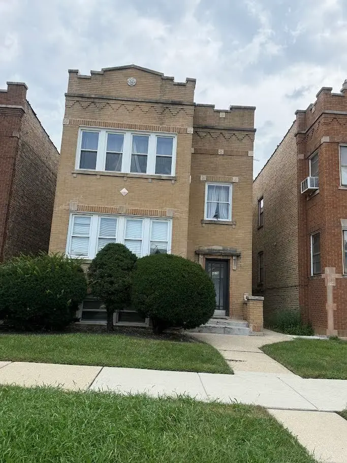 4689 N Kasson Avenue, Chicago, IL 60630 - #1