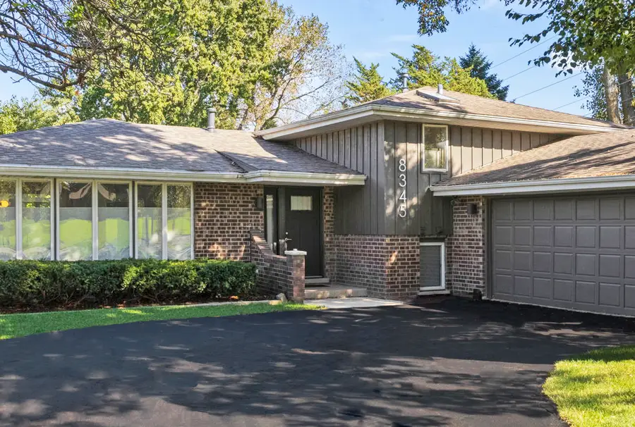 8345 Brookridge Road, Downers Grove, IL 60516 - #2