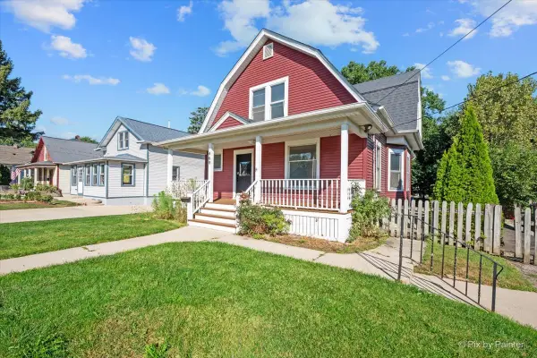 468 Locust Street, Elgin, IL 60123