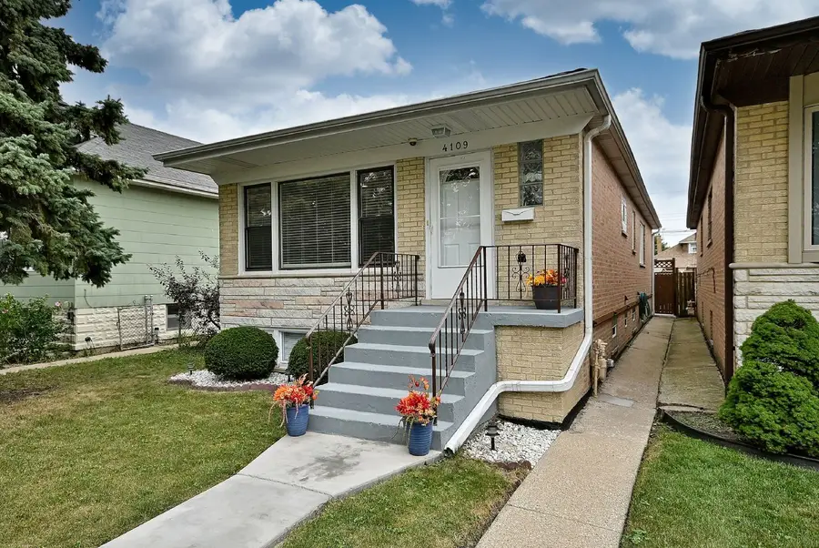 4109 N Menard Avenue, Chicago, IL 60634 - #2