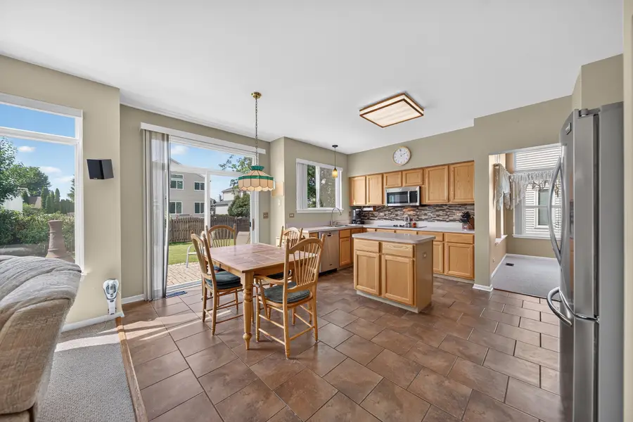 251 Winslow Way, Lake In The Hills, IL 60156 - #3