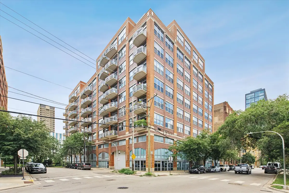 933 W Van Buren Street #801, Chicago, IL 60607 - #1