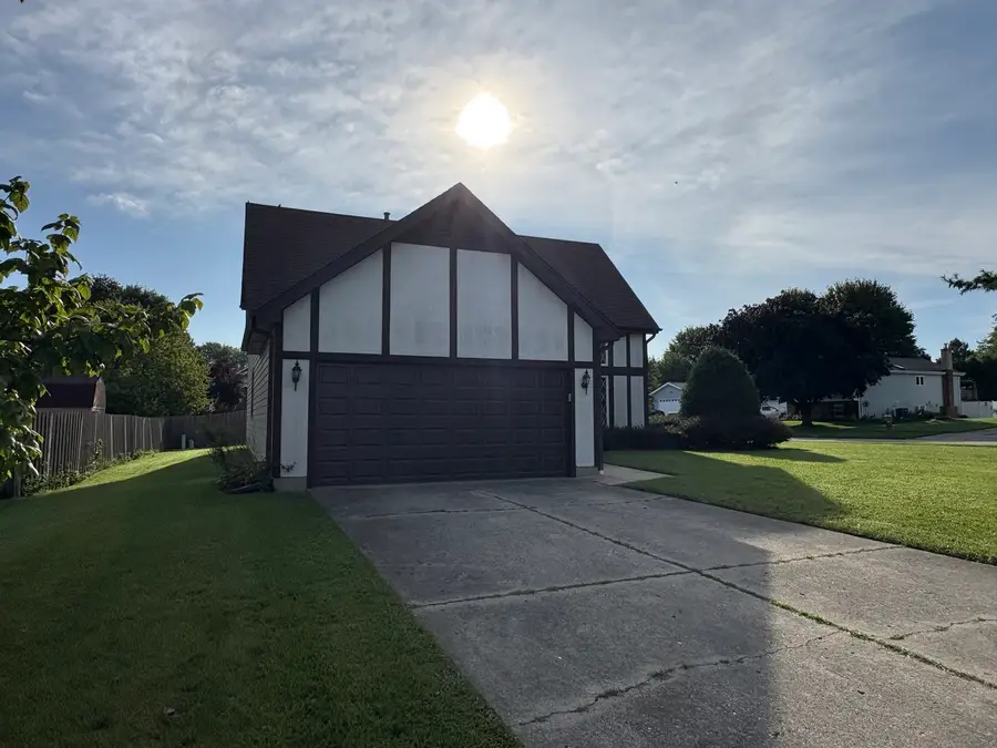 122 N Creekside Trail, McHenry, IL 60050 - #2