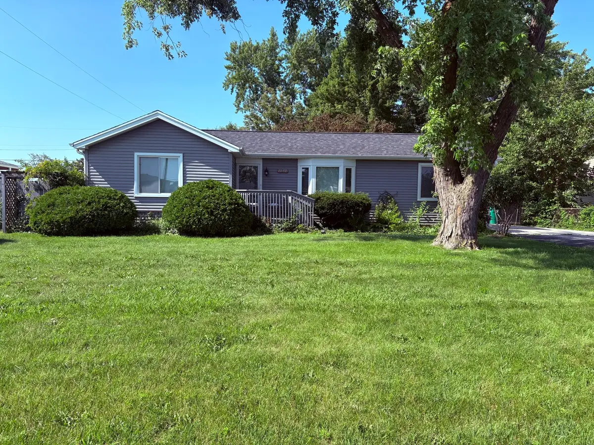 7756 W 81st Place, Bridgeview, IL 60455 - #1