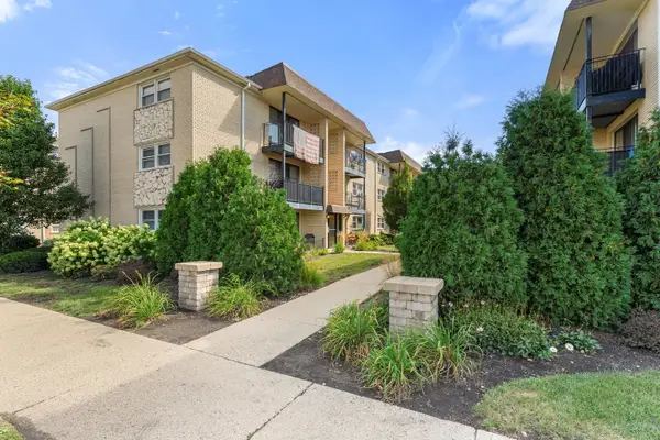 6553 N Harlem Avenue #1W, Chicago, IL 60631