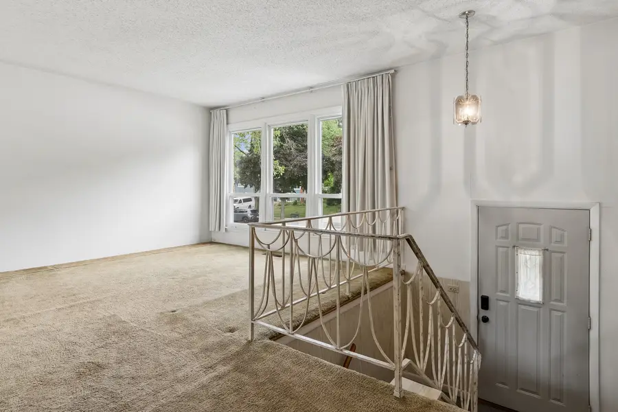 2613 Willow Avenue, Woodridge, IL 60517 - #2