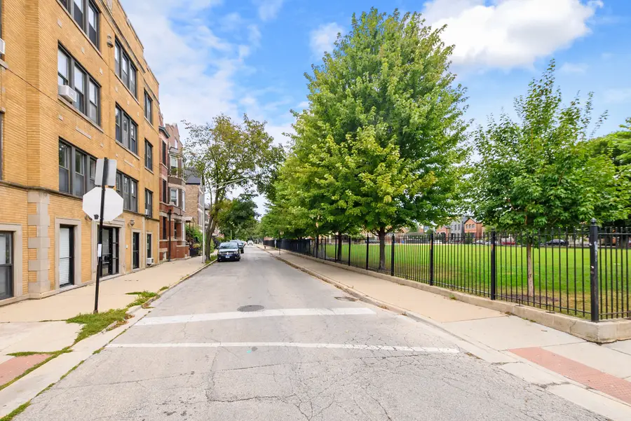 2130 N Oakley Avenue #2, Chicago, IL 60647 - #2