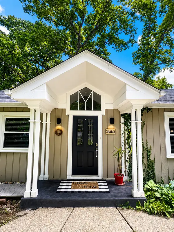 21W363 Walnut Road, Glen Ellyn, IL 60137