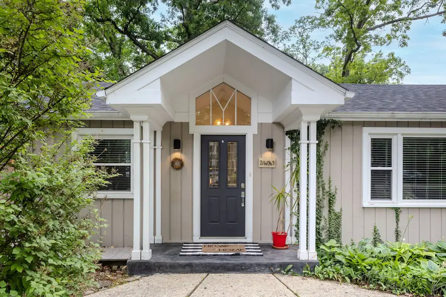 21W363 Walnut Road, Glen Ellyn, IL 60137 - #2