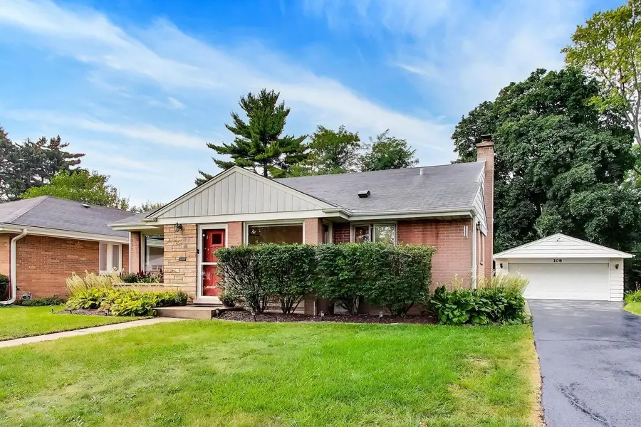 108 S Mount Prospect Road, Mount Prospect, IL 60056 - #3