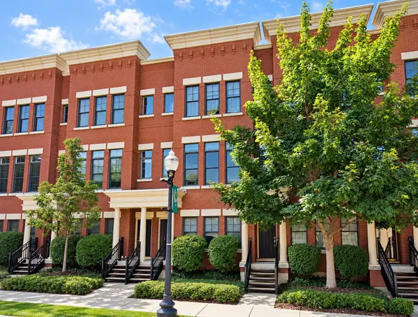 209 Prairie Street #209, Elgin, IL 60120