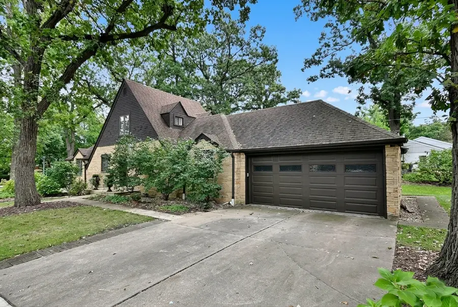 478 S Hampshire Avenue, Elmhurst, IL 60126 - #3