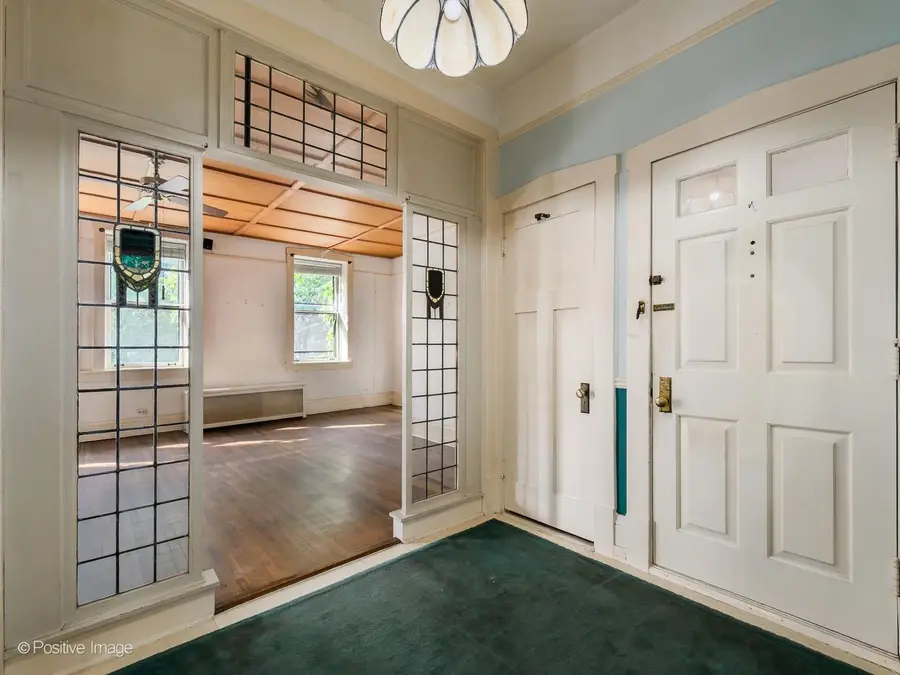 556 W Arlington Place #3, Chicago, IL 60614 - #3