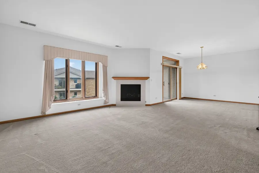 15751 S Ravinia Avenue #2N, Orland Park, IL 60462 - #3